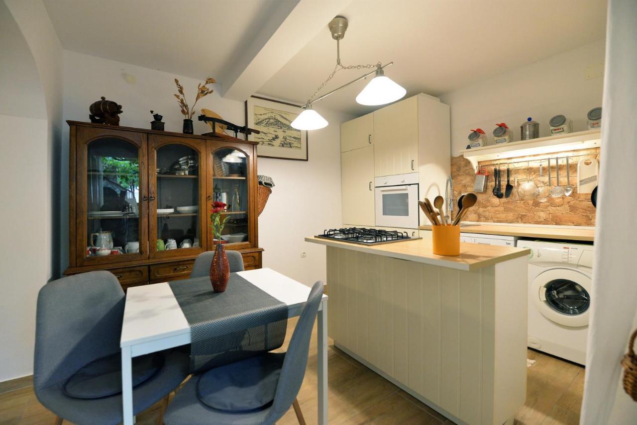 Melon-1, Murter, House For Rest Luaran gambar